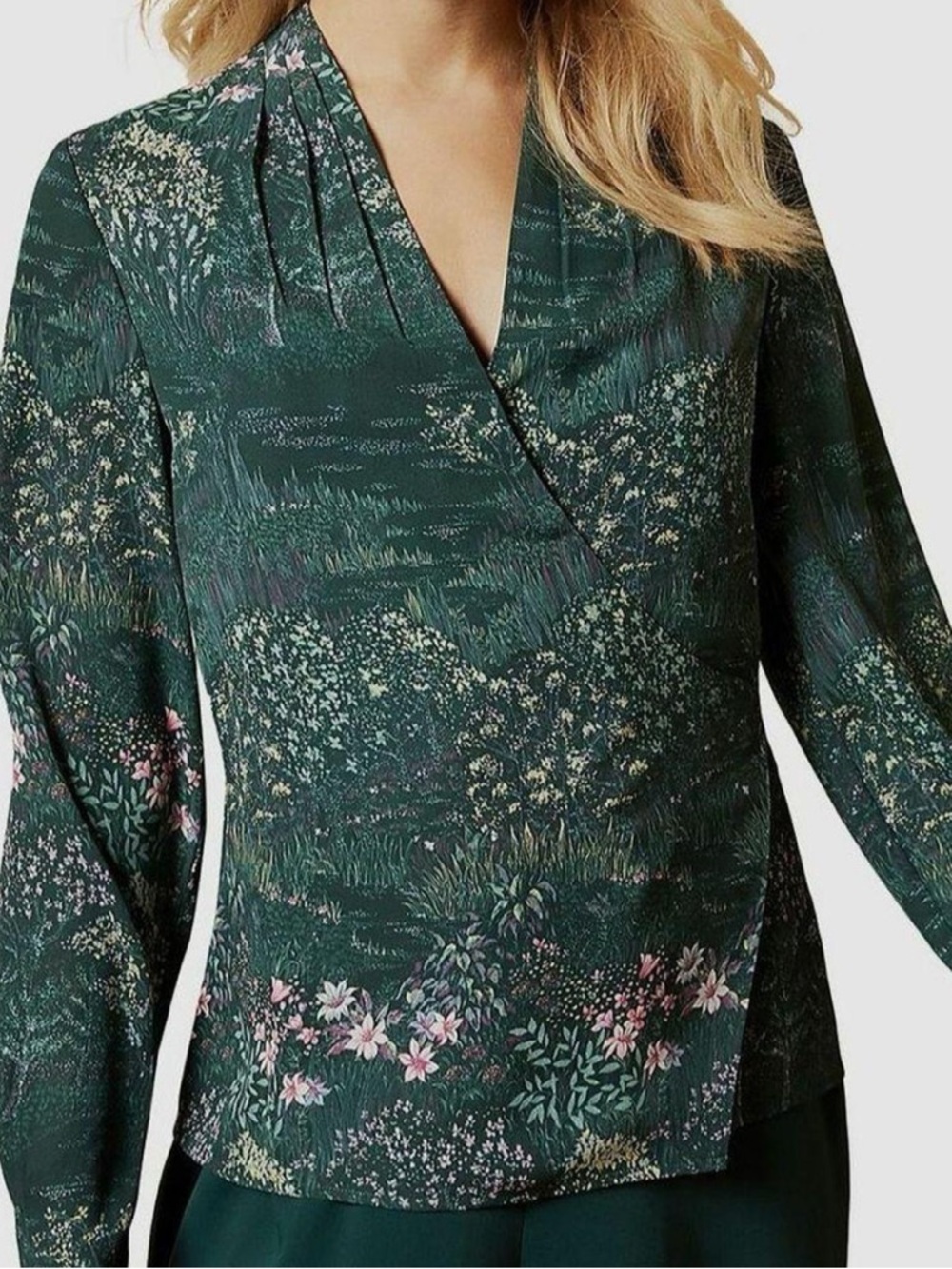 Ted Baker London Green Floral Long Sleeve Blouse Sz 6 (US) size 2 (Ted)